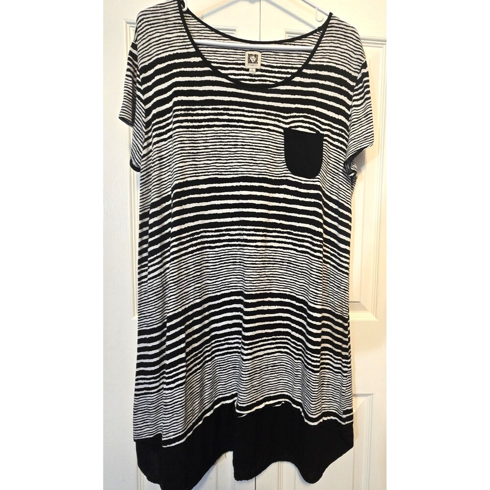 Anne Klein Size Large Black/ White Striped Short Sleeve T-Shirt Dress w/ Pocket